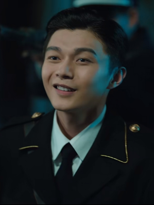 李漢(民國懸疑探案劇《拆案2》中的角色) 李漢(民國懸疑探案劇《拆案2》中的角色)