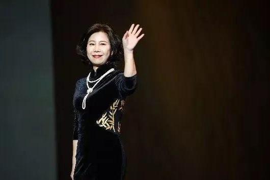 張翠華(廣東省珠海寶頓服飾有限公司董事長、珠海市婦聯副主席(兼)) 張翠華(廣東省珠海寶頓服飾有限公司董事長、珠海市婦聯副主席(兼))