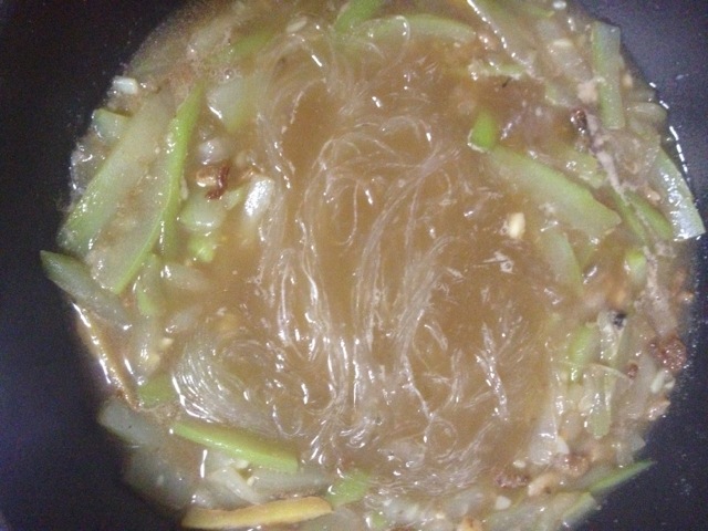 蝦米葫蘆瓜冬粉煲