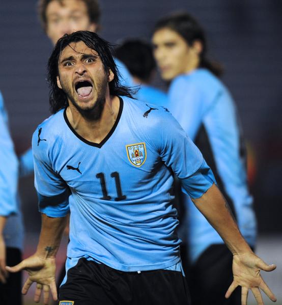 Carlos Bueno曾在烏拉圭國家隊風光一時