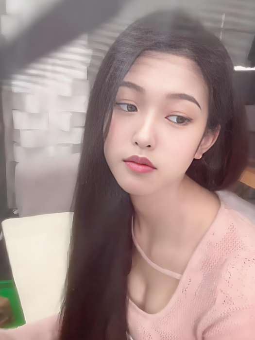 是小歐✌️ 是小歐✌️