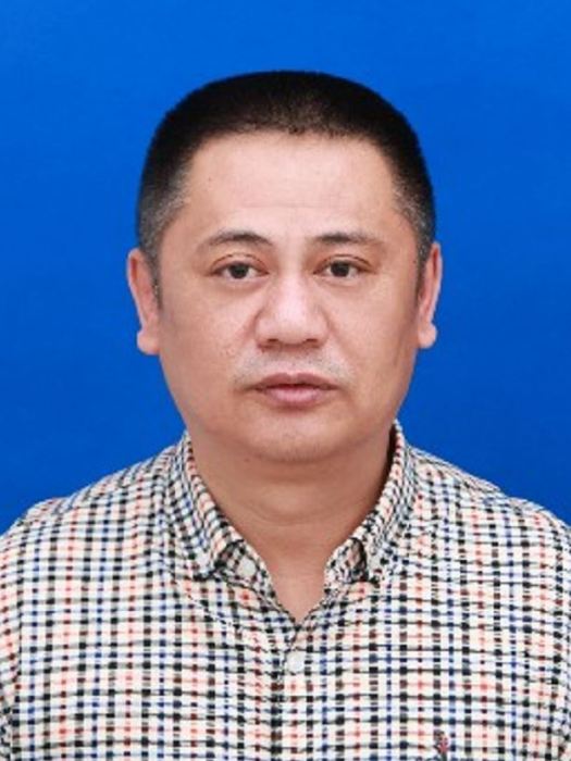 吳軍(黑龍江省呼瑪縣政協黨組書記、主席) 吳軍(黑龍江省呼瑪縣政協黨組書記、主席)