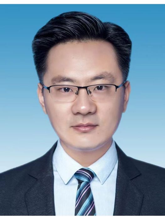 李潘潘 李潘潘