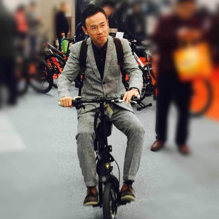 仇黎明(集團董事長) 仇黎明(集團董事長)