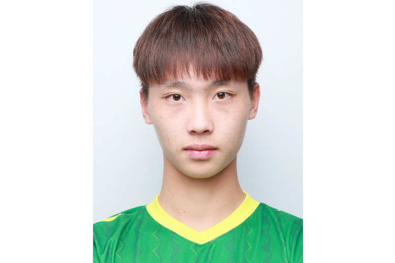 鐘子榮(中國足球運動員) 鐘子榮(中國足球運動員)
