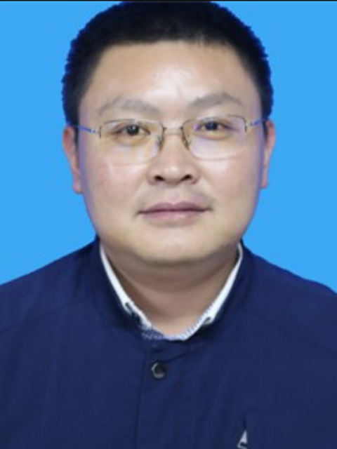 李群(安徽省亳州市蒙城縣市場監管局黨組成員、副局長) 李群(安徽省亳州市蒙城縣市場監管局黨組成員、副局長)