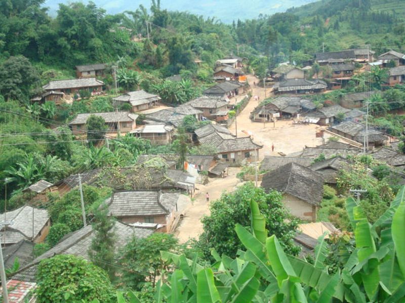 班哲村