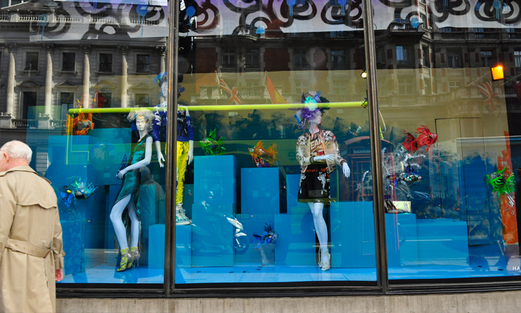 倫敦哈維·尼克斯百貨概念櫥窗設計