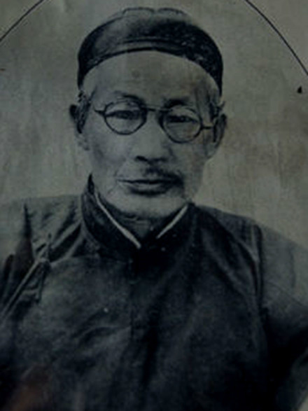 嚴鎮圭 嚴鎮圭