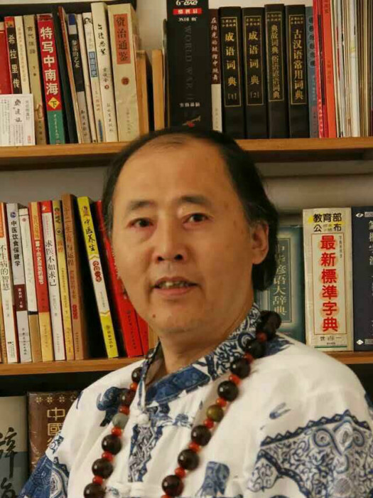 曹濱洲