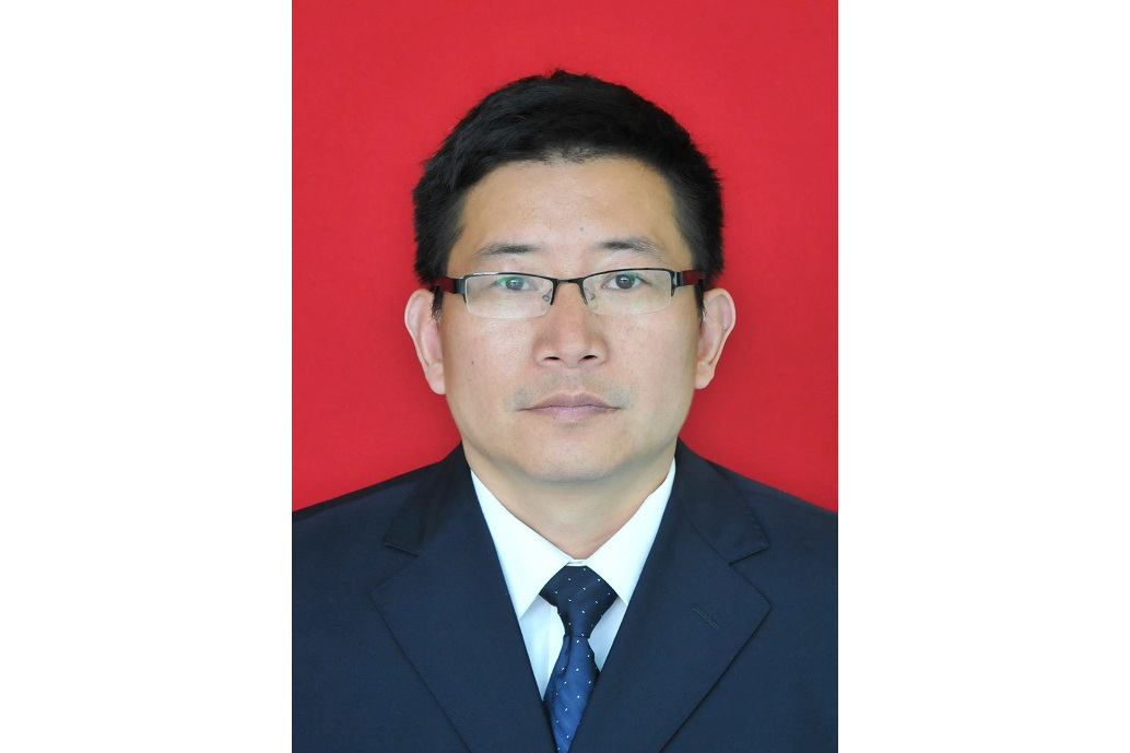 鄧智勇(長沙市寧鄉市歷經鋪街道人大工委副主任) 鄧智勇(長沙市寧鄉市歷經鋪街道人大工委副主任)