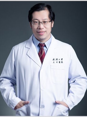 付振明(武漢大學人民醫院腫瘤科副主任,主任醫師,教授,博士生導師) 付振明(武漢大學人民醫院腫瘤科副主任,主任醫師,教授,博士生導師)