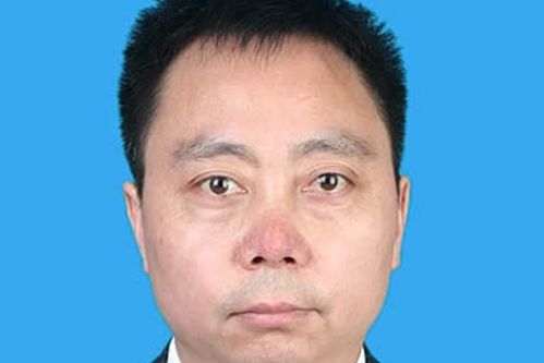 何福元 何福元