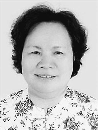 龐富英 龐富英