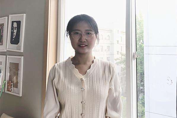 郝靜(陝西服裝工程學院教師)