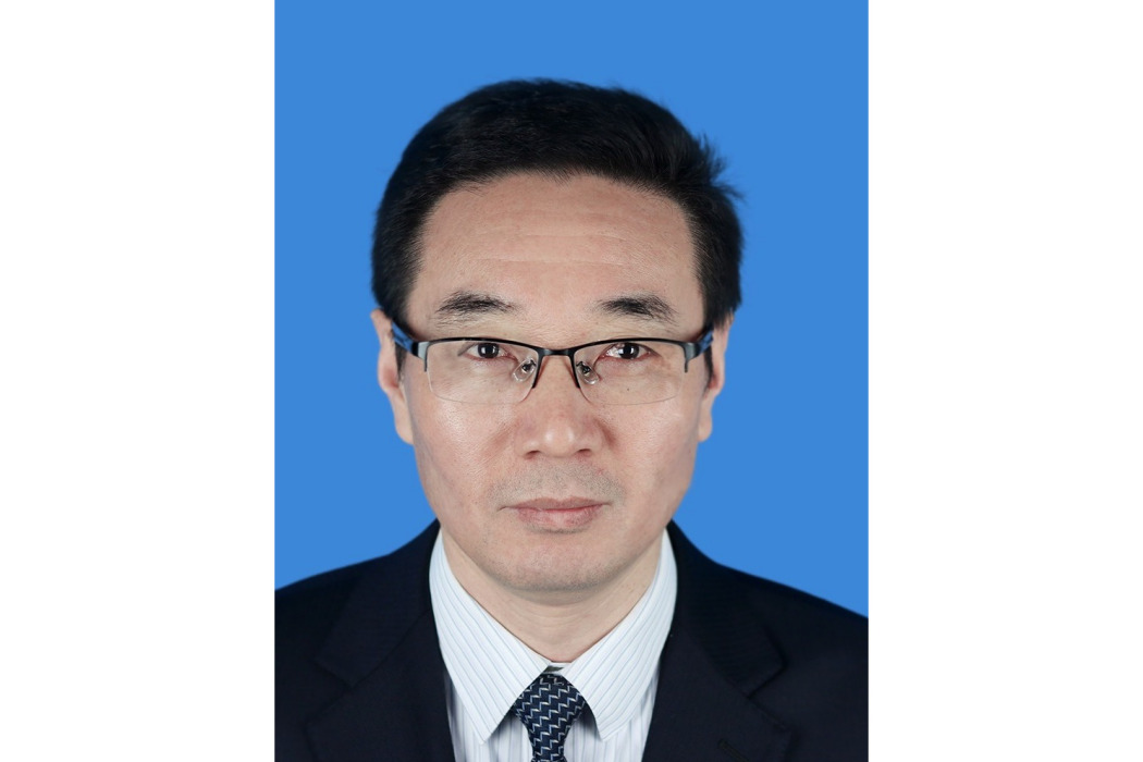 汪建明(連雲港職業技術學院黨委委員,副院長) 汪建明(連雲港職業技術學院黨委委員,副院長)
