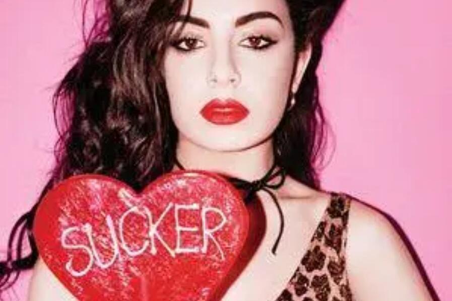 Sucker(Charli XCX演唱的歌曲) Sucker(Charli XCX演唱的歌曲)