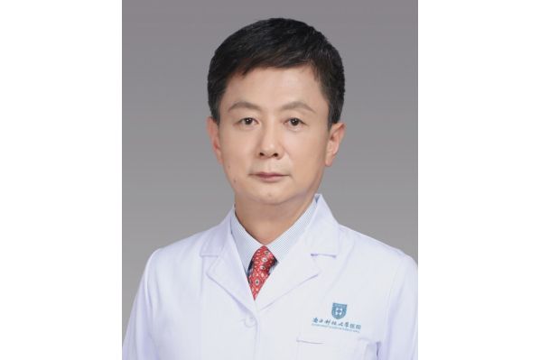 陳小林(南方科技大學醫院心血管內科主任) 陳小林(南方科技大學醫院心血管內科主任)