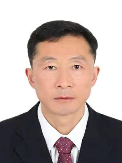 何軍(貴州省畢節市大方縣綜合行政執法局市政公共事業服務中心主任) 何軍(貴州省畢節市大方縣綜合行政執法局市政公共事業服務中心主任)