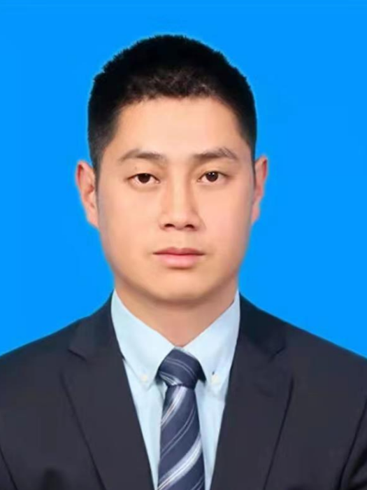 潘勇(四川省阿壩藏族羌族自治州小金縣委常委、縣人民政府副縣長) 潘勇(四川省阿壩藏族羌族自治州小金縣委常委、縣人民政府副縣長)