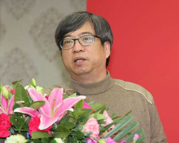 王向華(香港大學文學院教授)