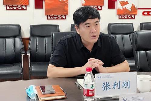 張利剛(河南省鄭州市鄭東新區教文體局局長) 張利剛(河南省鄭州市鄭東新區教文體局局長)
