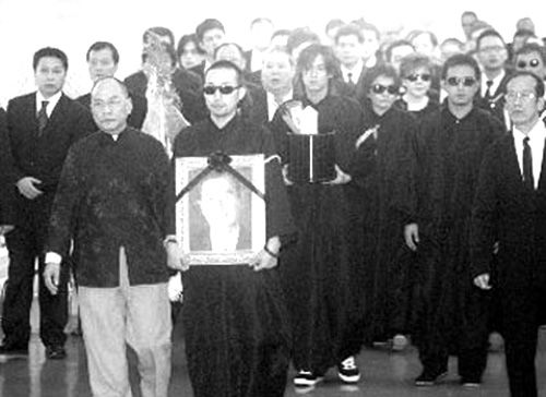 10月18日，陳啟禮的遺體從香港運回台灣