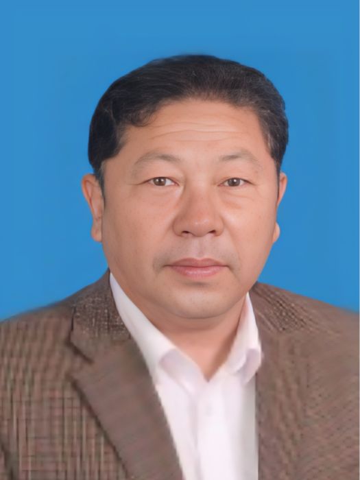 唐建文(河北省唐山市路南區萬順書場創辦人,中國曲藝家協會會員) 唐建文(河北省唐山市路南區萬順書場創辦人,中國曲藝家協會會員)
