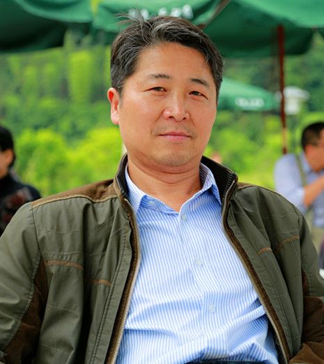 萬建平(南昌縣作家協會主席) 萬建平(南昌縣作家協會主席)