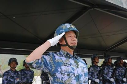 黃新建(北海艦隊副司令員) 黃新建(北海艦隊副司令員)