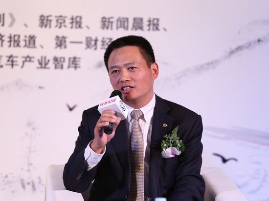 李春榮(寶騰汽車CEO)