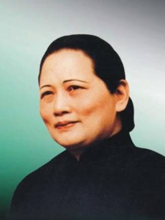 班泓青青 班泓青青