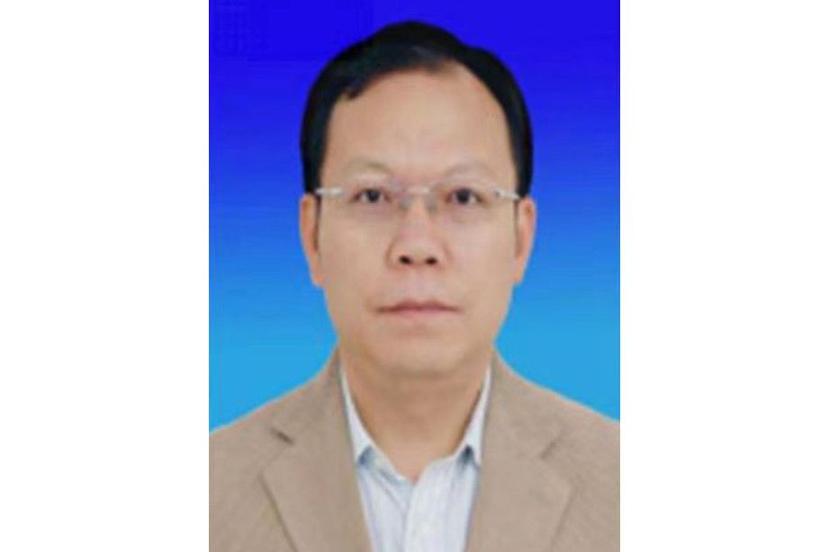 吳良(新疆維吾爾自治區昌吉回族自治州黨組成員、副州長) 吳良(新疆維吾爾自治區昌吉回族自治州黨組成員、副州長)