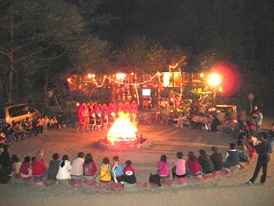 阿里山鄒族豐年祭