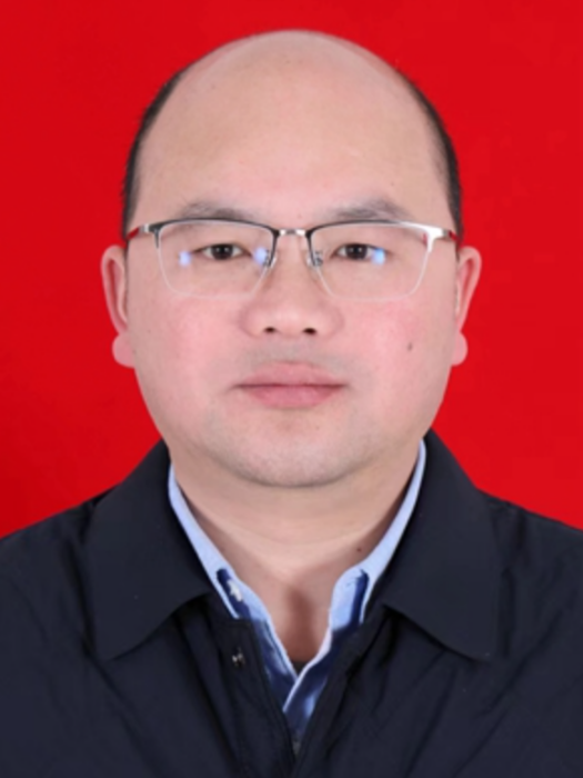 張錫鋒(四川省成都市大邑縣監委委員) 張錫鋒(四川省成都市大邑縣監委委員)