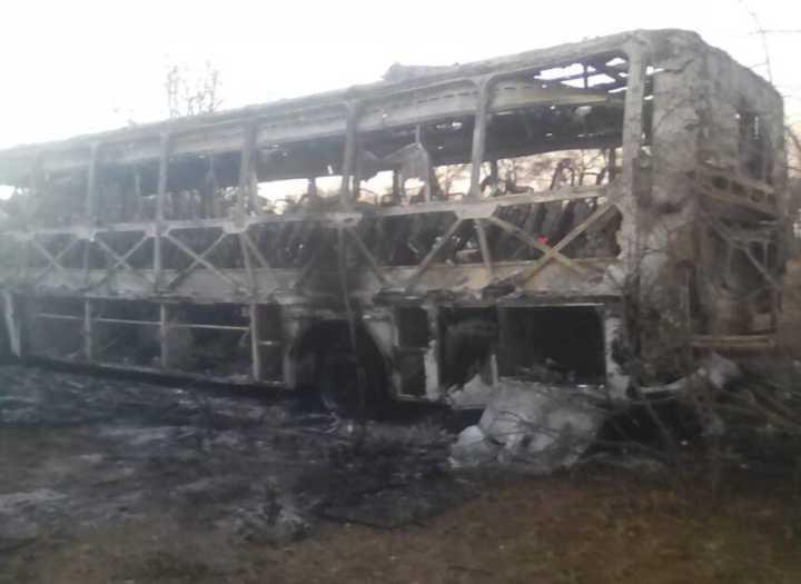 11·15辛巴威公交起火事故