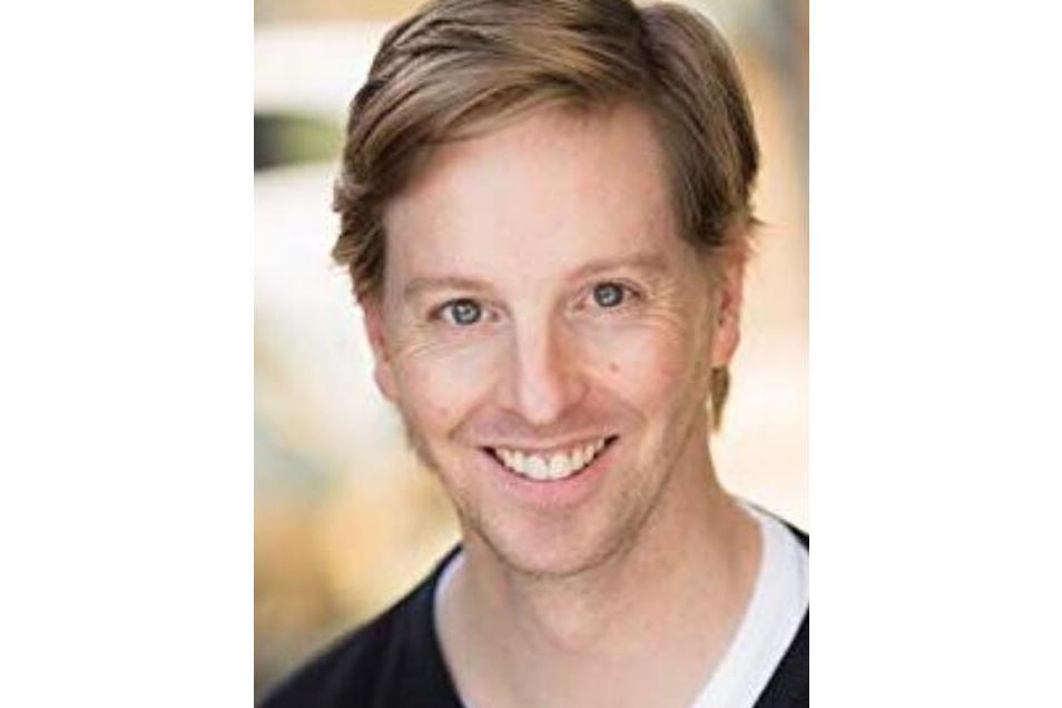 Dominic Cazenove Dominic Cazenove