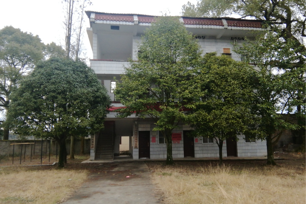 簡家村(江西省宜春市宜豐縣芳溪鎮下轄行政村) 簡家村(江西省宜春市宜豐縣芳溪鎮下轄行政村)