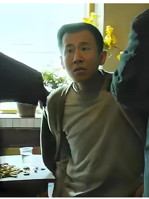 李建峰(電視劇《漂白》中的角色) 李建峰(電視劇《漂白》中的角色)