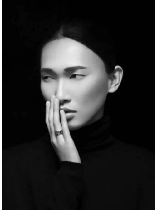 婁清 婁清