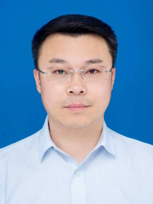 張帥(河北省承德市豐寧滿族自治縣人民政府副縣長) 張帥(河北省承德市豐寧滿族自治縣人民政府副縣長)