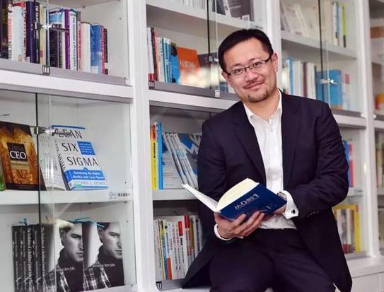 李鵬(上海仙豆智慧型機器人有限公司創始人及CEO) 李鵬(上海仙豆智慧型機器人有限公司創始人及CEO)