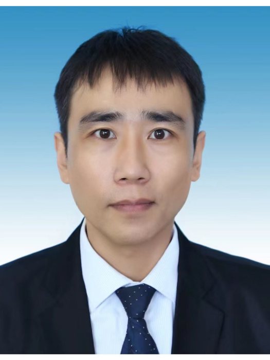張璐(山東省濱州市信陽縣政府辦公室黨組成員、副主任，大數據中心主任)
