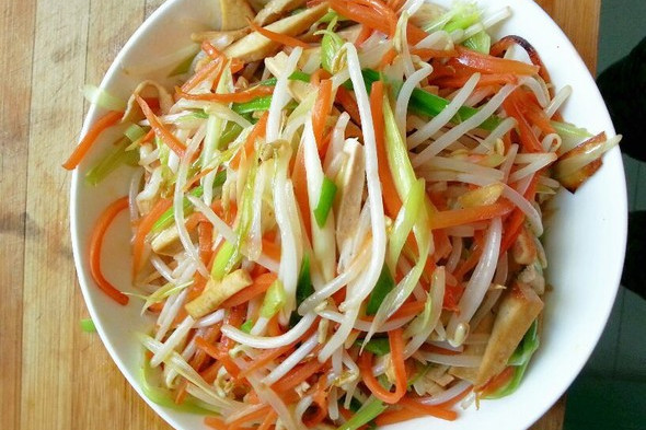 豆芽三絲 豆芽三絲