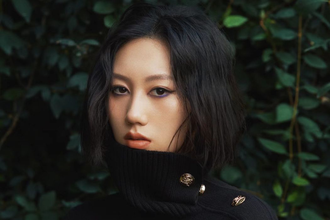 金希(中國內地女歌手) 金希(中國內地女歌手)