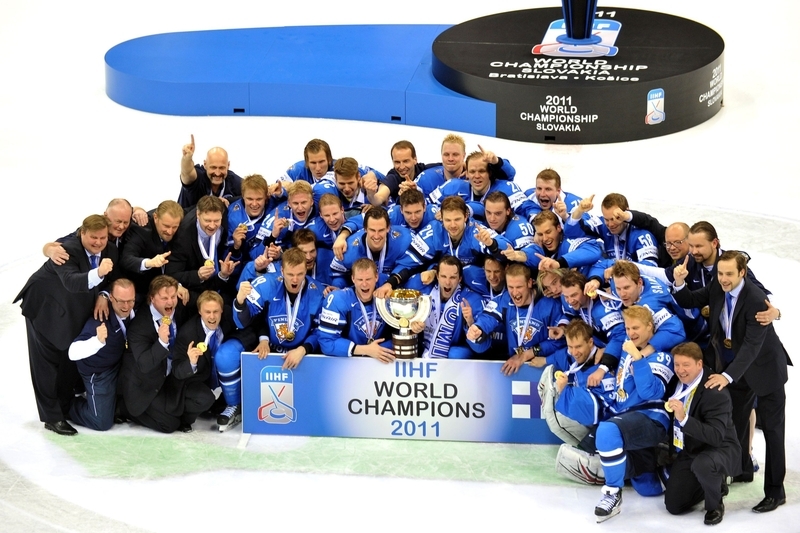 芬蘭隊獲得2011年世界男子冰球錦標賽冠軍