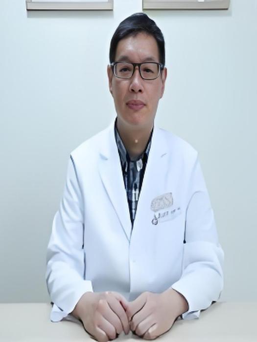 馮沖(中山大學附屬第一醫院心血管內科副主任醫師) 馮沖(中山大學附屬第一醫院心血管內科副主任醫師)