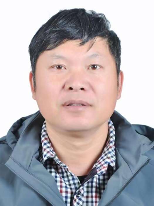 包正華(丹陽市皇塘鎮白兔村村民) 包正華(丹陽市皇塘鎮白兔村村民)