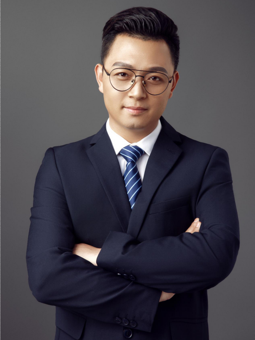 彭凱(意得凱品牌創始人及董事長) 彭凱(意得凱品牌創始人及董事長)