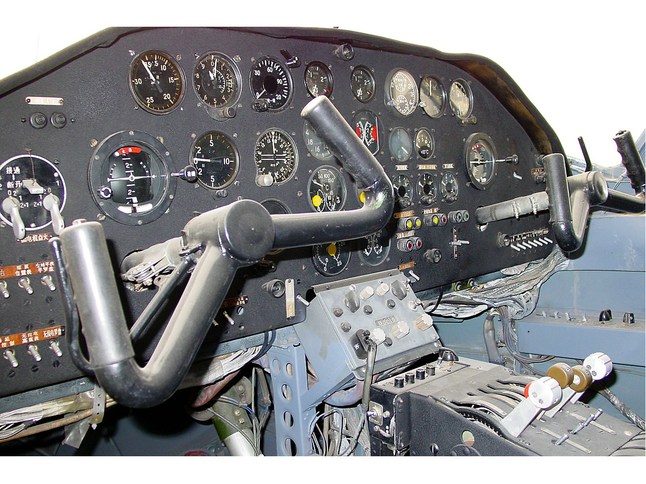 運-11·座艙儀表